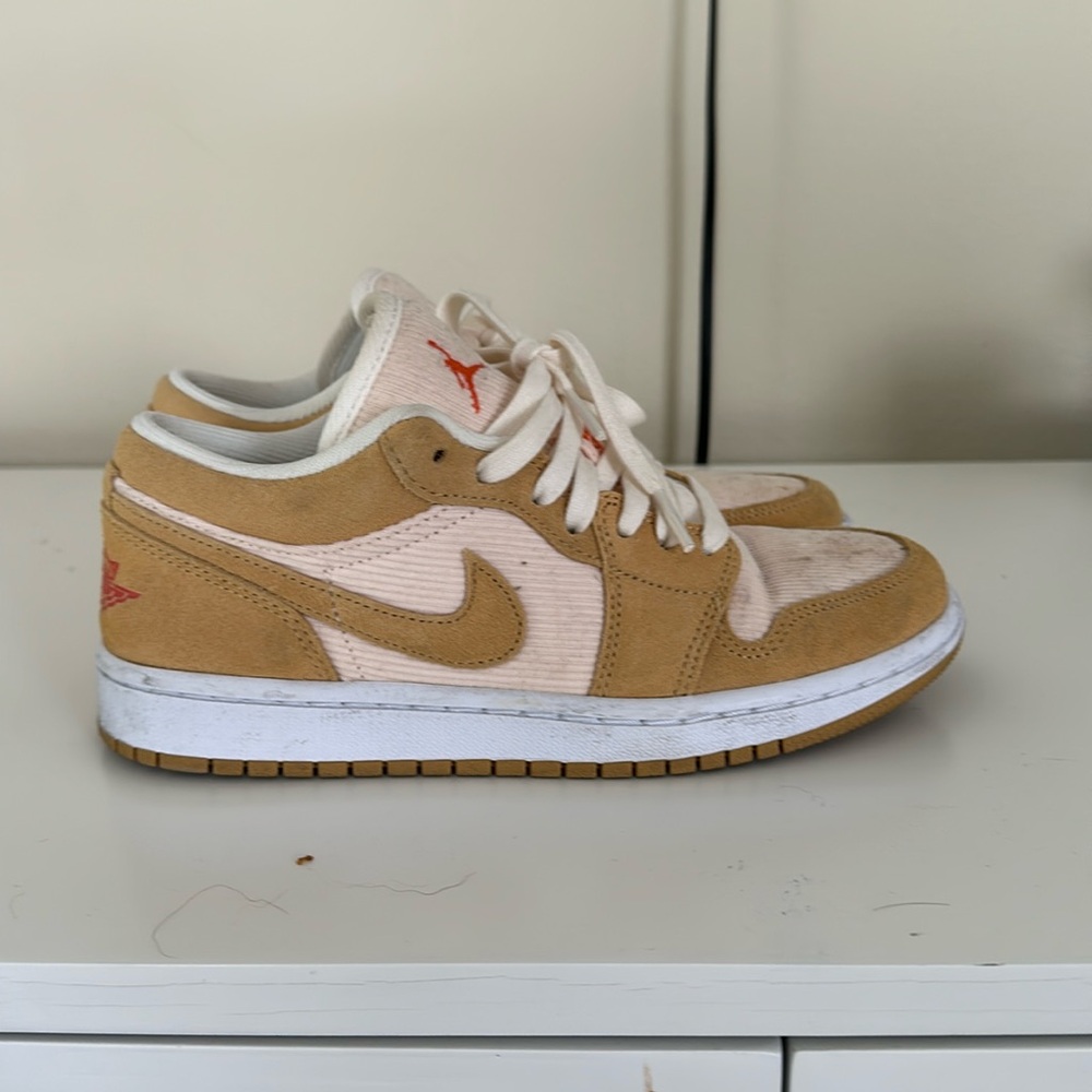 Jordan Women's Sneakers in Tan and Pink
